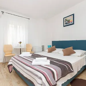  Guest house Peruzovic 2 Croatia
