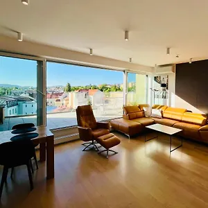  Apartment Center With Parking And A Big Terrace Czech Republic